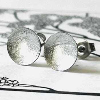Ohrstecker metallic Silber