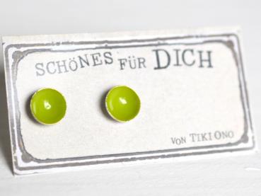 Lack Ohrstecker in uni hellgrün