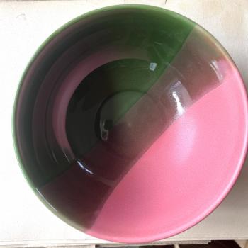 Steingutschale – pink grün – für Salate, Suppen oder Desserts