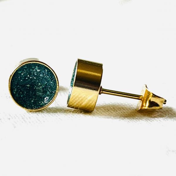 Gold Plated Stud Earrings – Shimmering turquoise inside