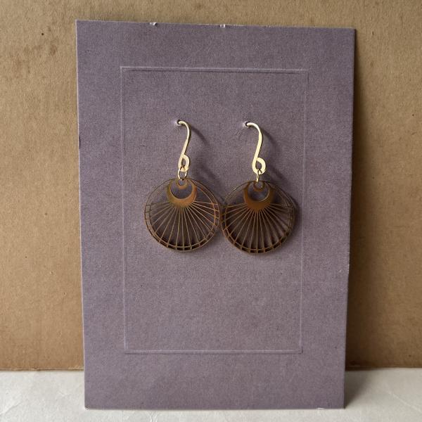 vergoldete Edelstahl-Ohrhänger – filigranes, geometrisches Design - Strahlen