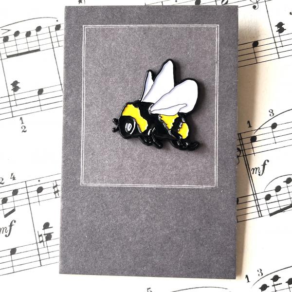 Emaille Pin - Hummel