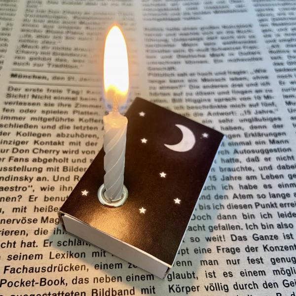 Schachtellicht Mond und Sterne
